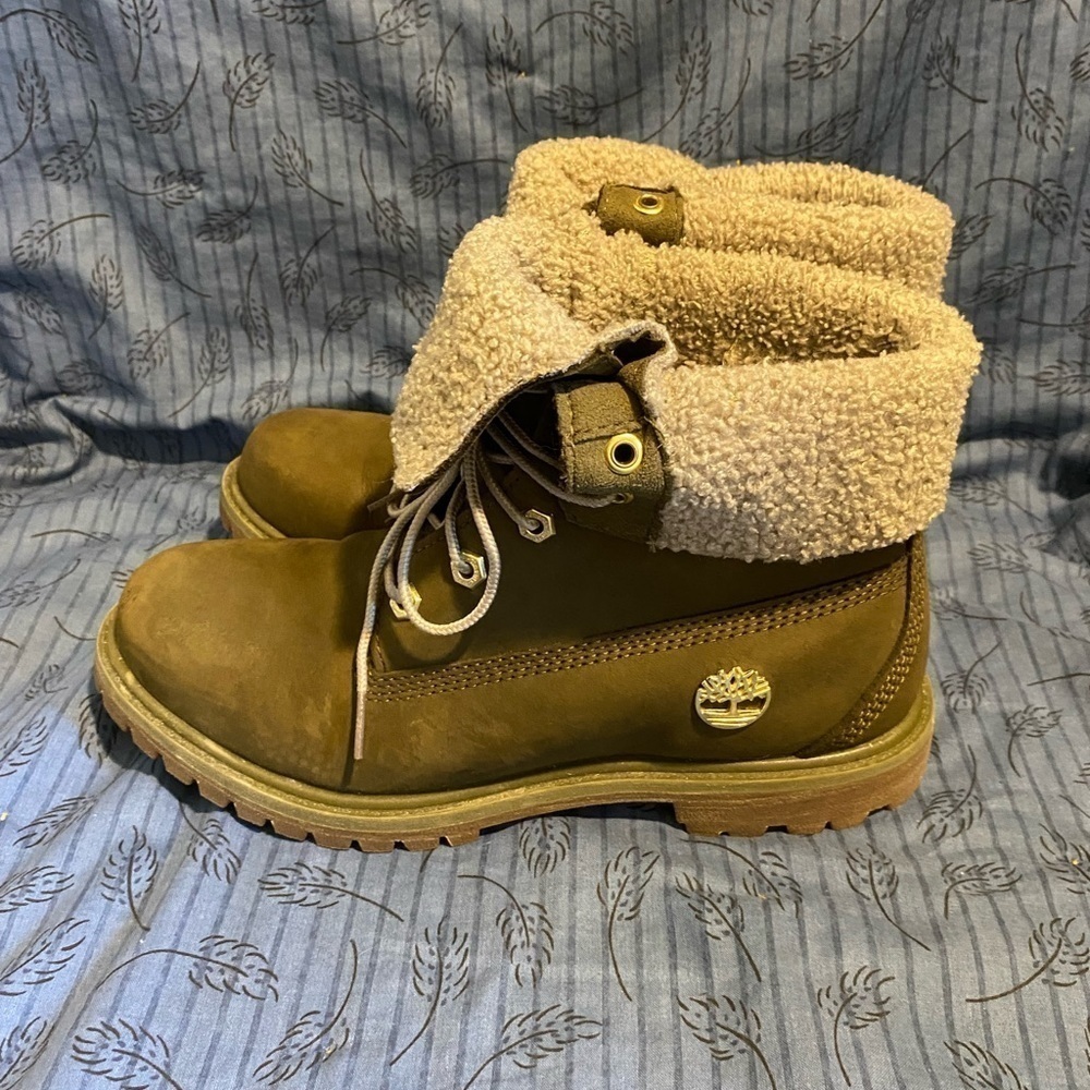 Timberland Jayne waterproof fold down lace up boot in olive green 8.5